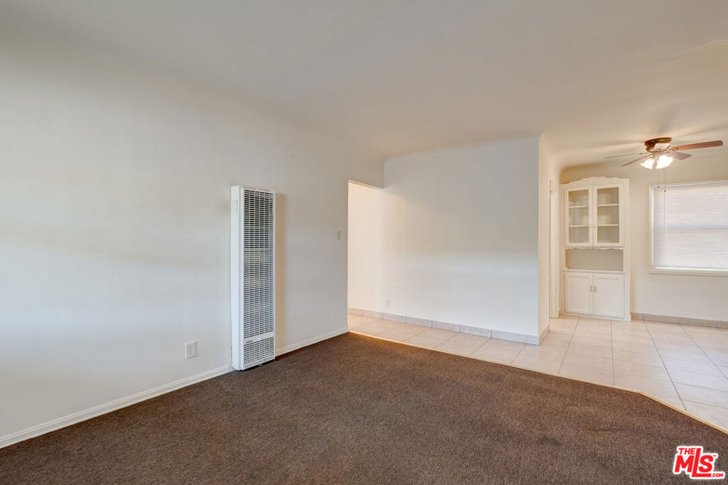 11508 Simms Avenue - Photo 7