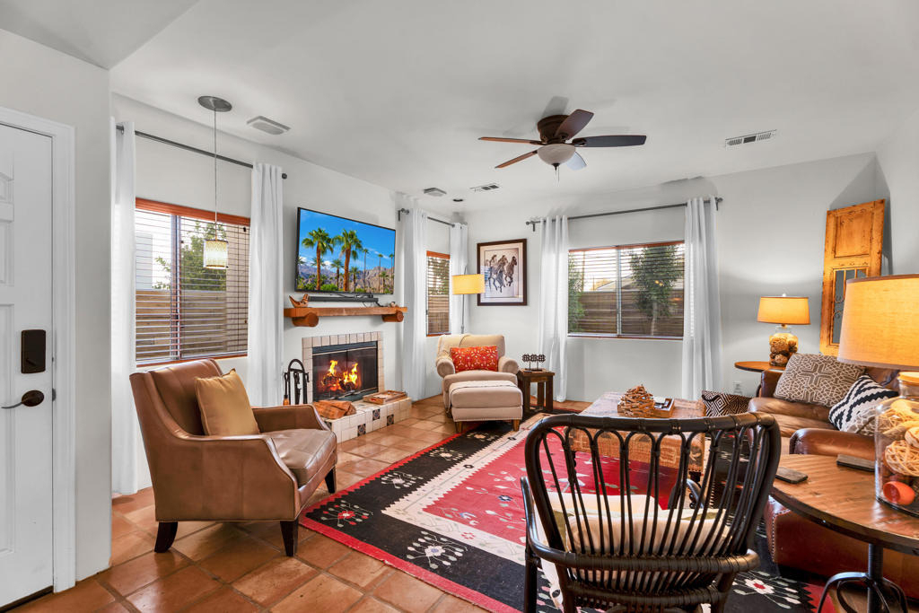 52420 Avenida Juarez - Photo 4