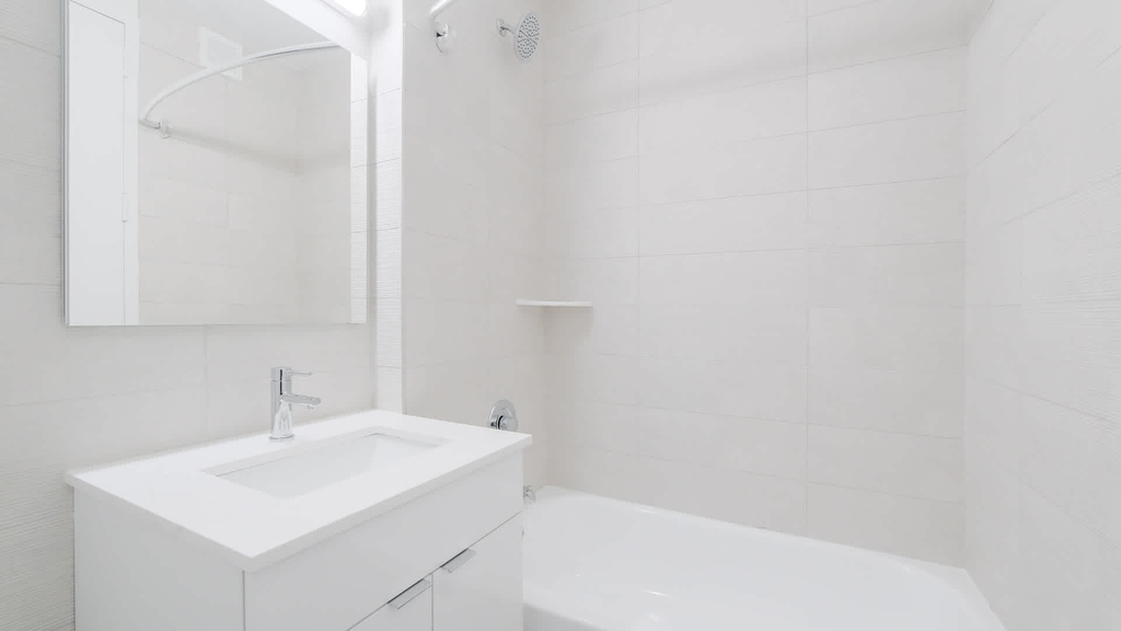 777 6th Avenue - Photo 31