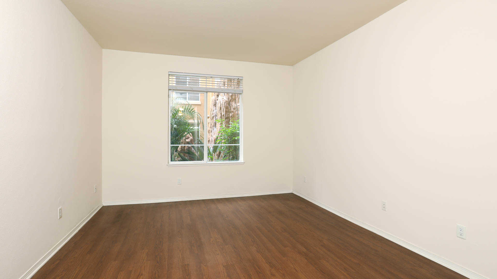 4077 Glencoe Avenue - Photo 37