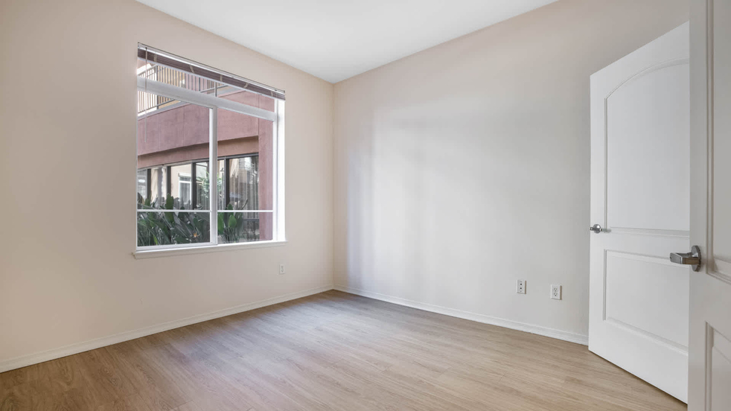 4077 Glencoe Avenue - Photo 36