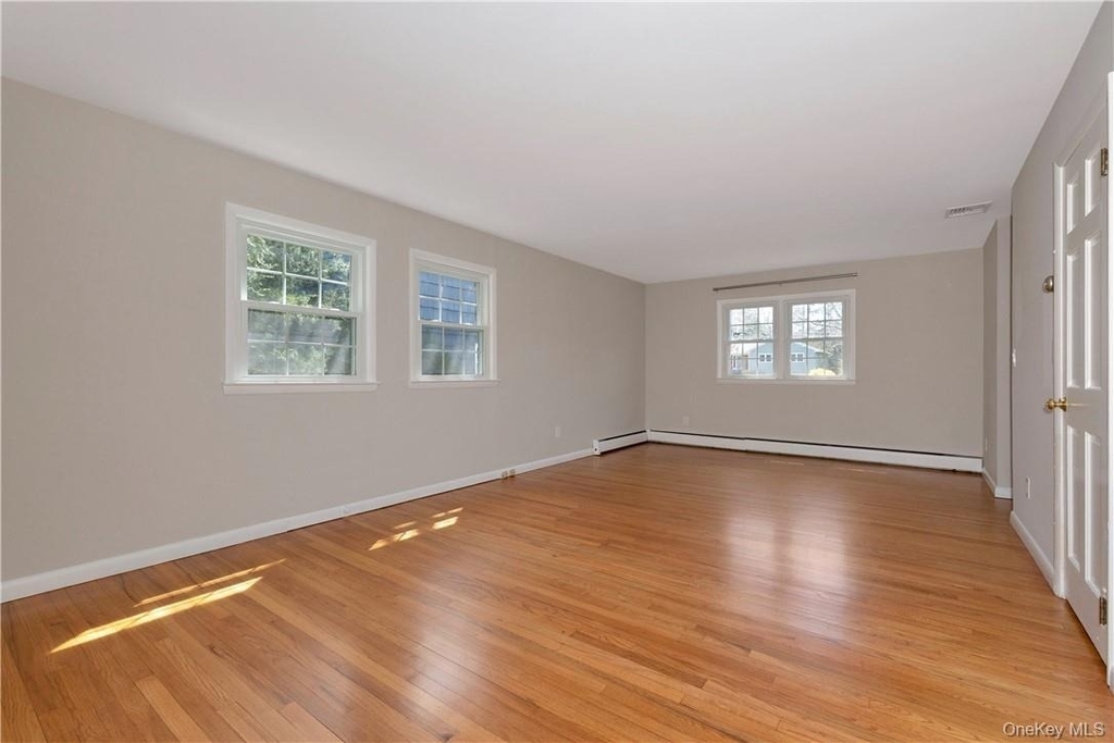 3 Lea Place - Photo 11