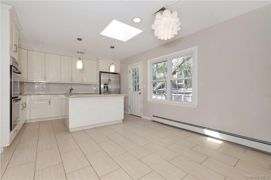 3 Lea Place - Photo 8