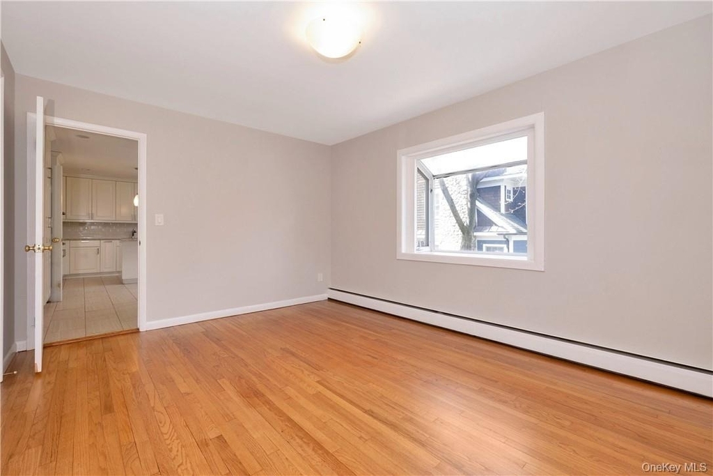 3 Lea Place - Photo 6