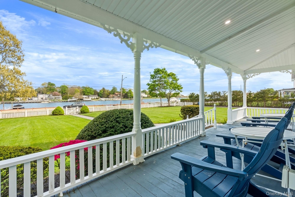 96 Lake Avenue - Photo 2