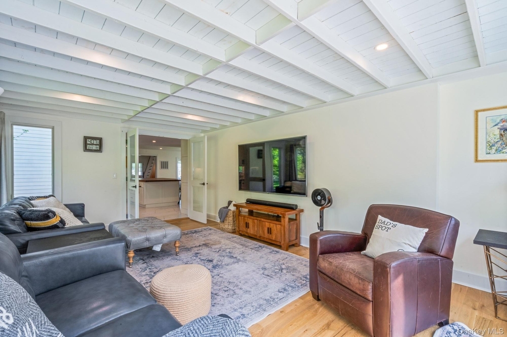 96 Lake Avenue - Photo 18