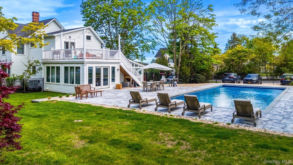 96 Lake Avenue - Photo 6