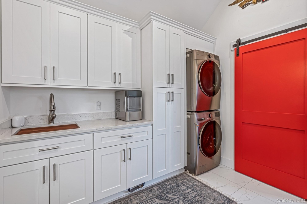 96 Lake Avenue - Photo 10