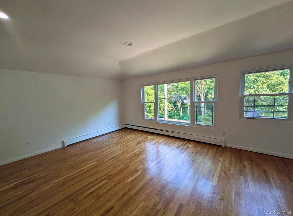 174-17 129th Avenue - Photo 4