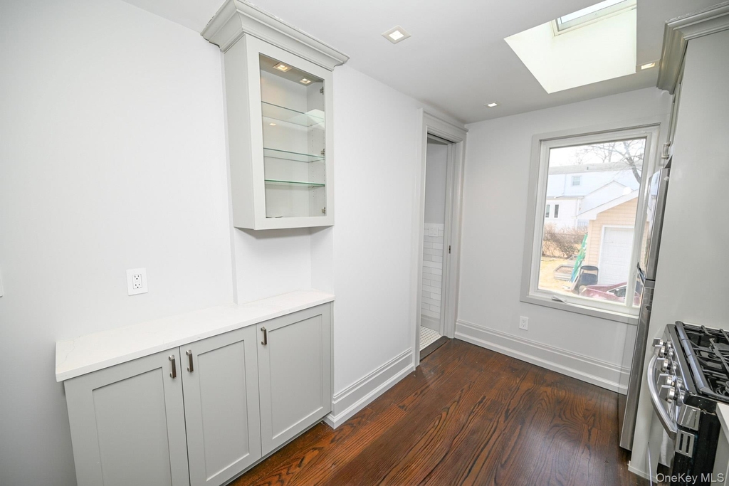 29 Everett Street - Photo 5