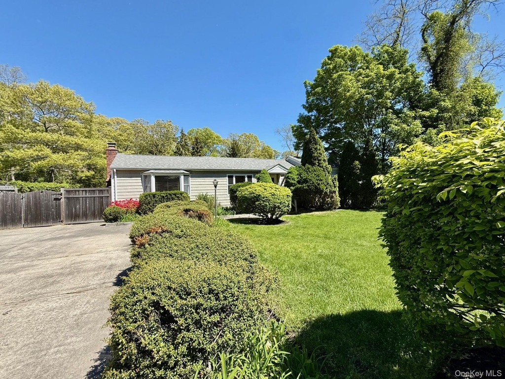 111 Fanning Avenue - Photo 0