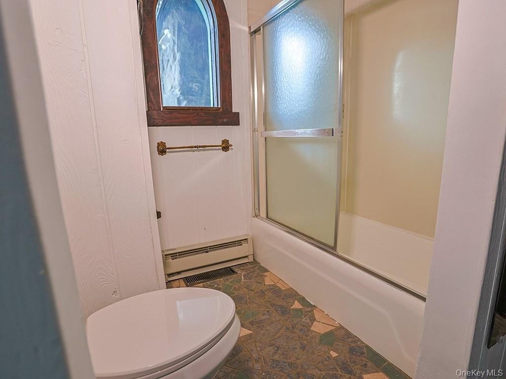 378 Broadway - Photo 16