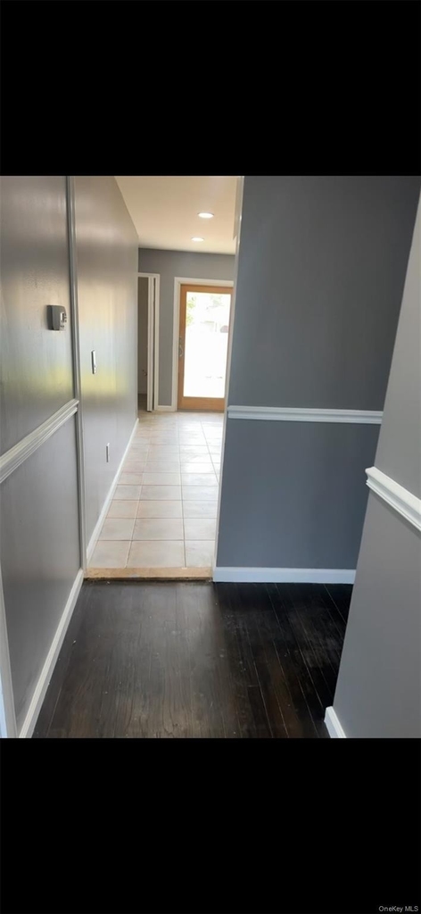 495 Dewitt Avenue - Photo 5