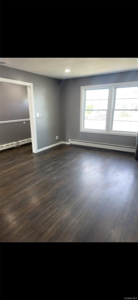 495 Dewitt Avenue - Photo 6