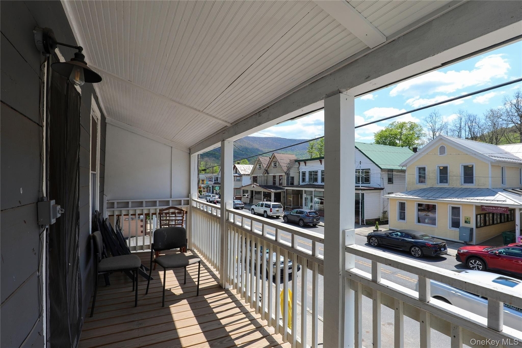 49 Main Street - Photo 13