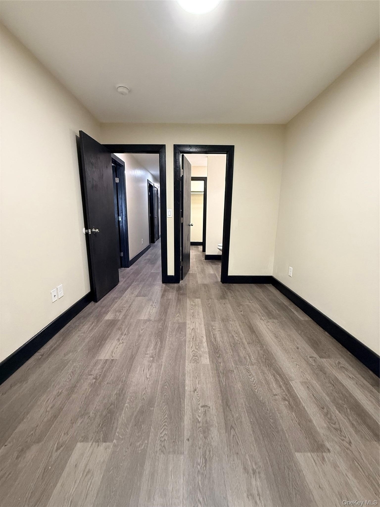 268 Carpenter Avenue - Photo 17