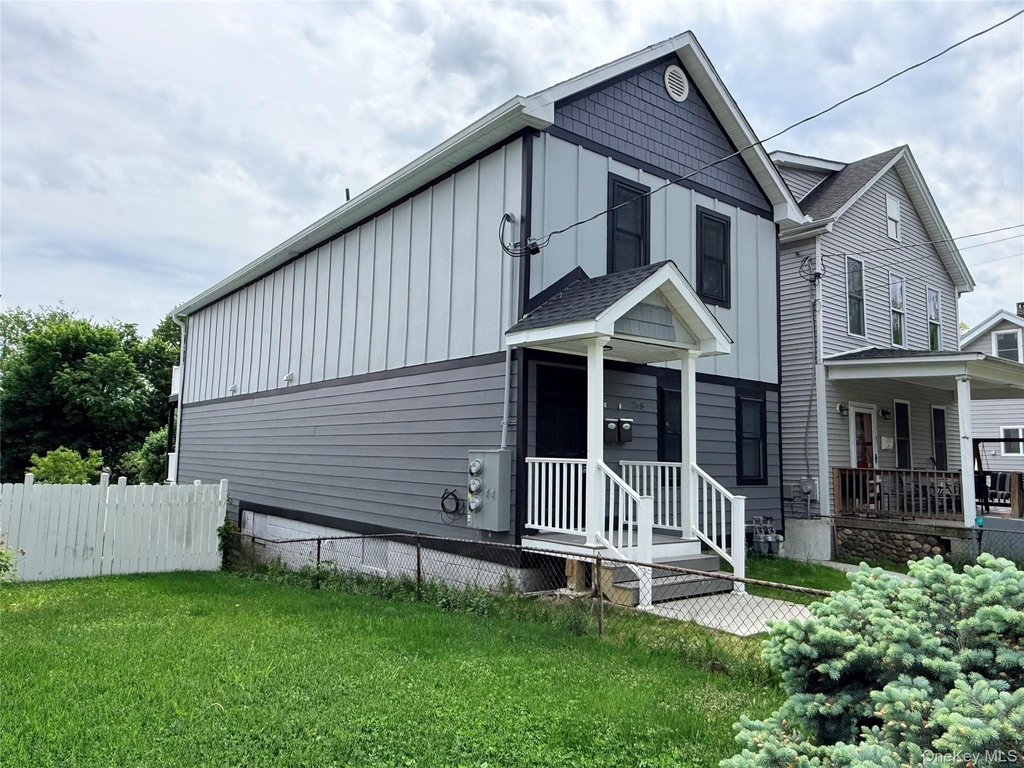 268 Carpenter Avenue - Photo 1