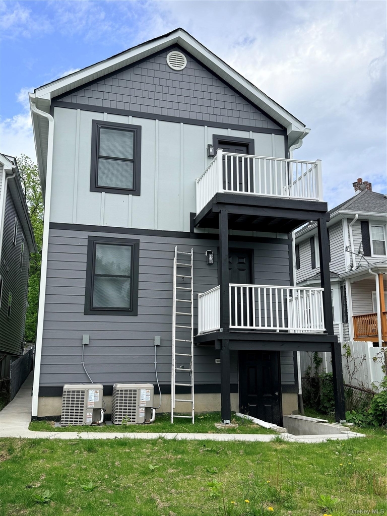 268 Carpenter Avenue - Photo 3