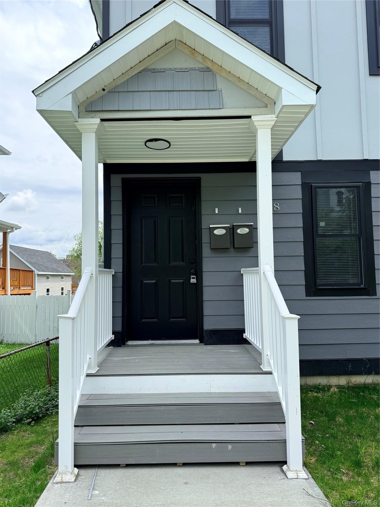 268 Carpenter Avenue - Photo 2