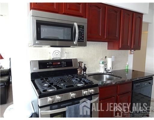 312 Edison Glen Terrace - Photo 4