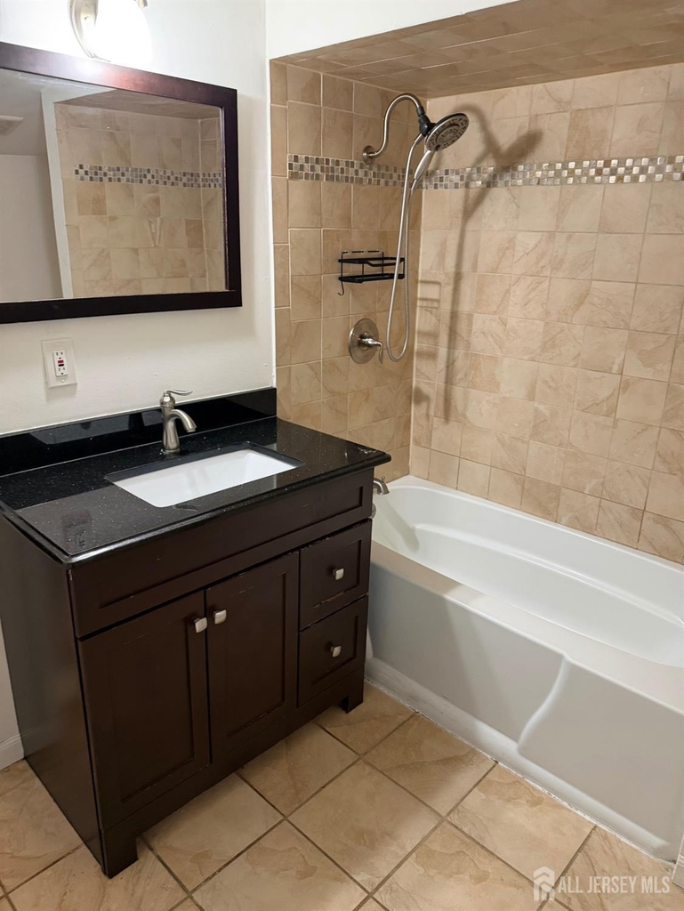 120 W Warren Street - Photo 10
