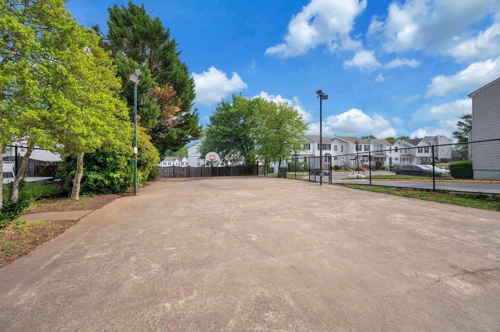 102 Picadilly Lane - Photo 25