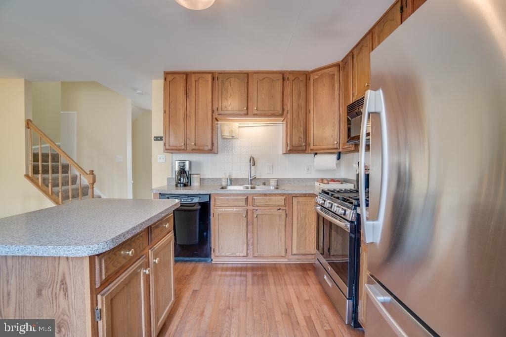 206 Dundee Place - Photo 8