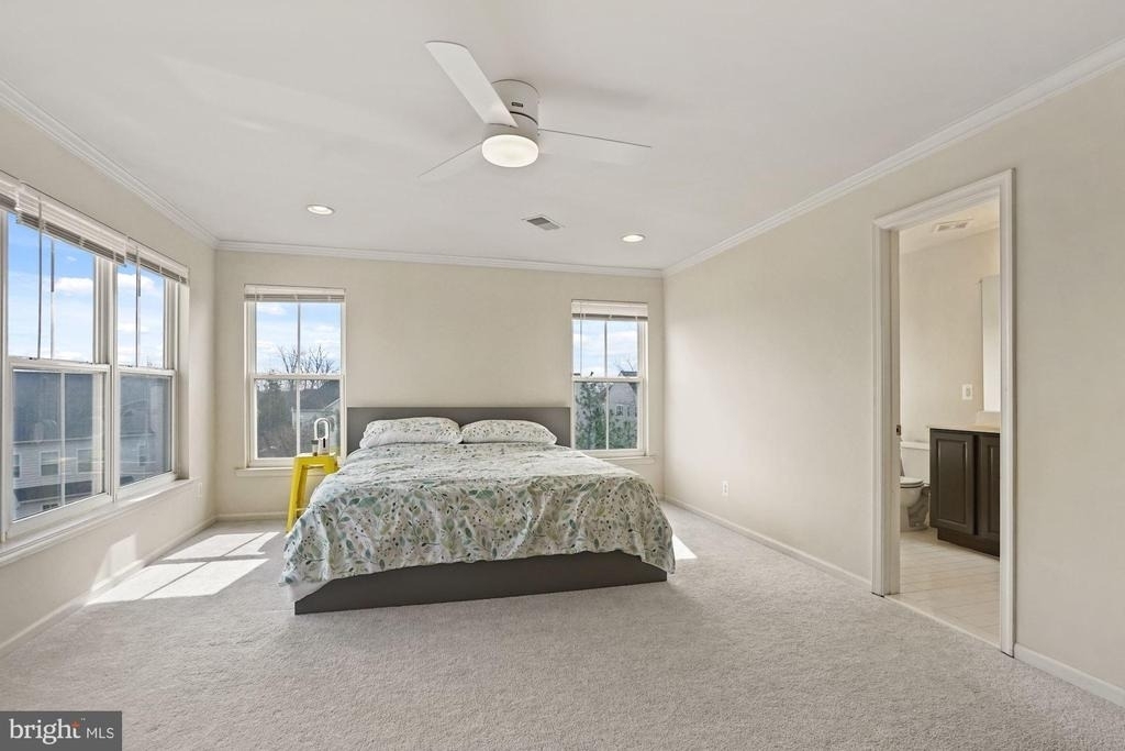 22886 Livingston Terrace - Photo 22