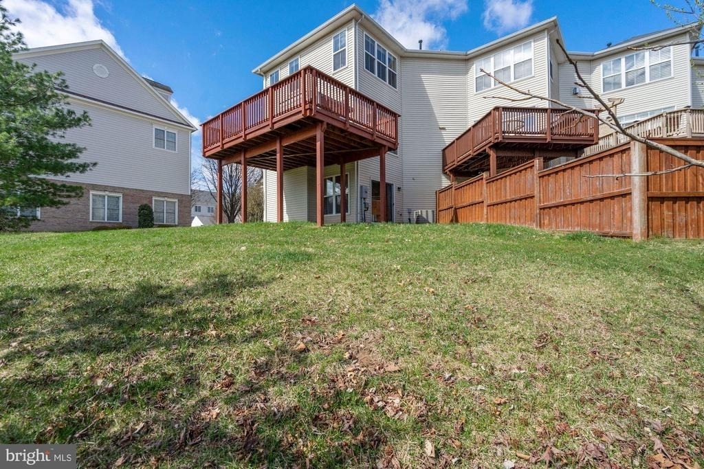 22886 Livingston Terrace - Photo 29