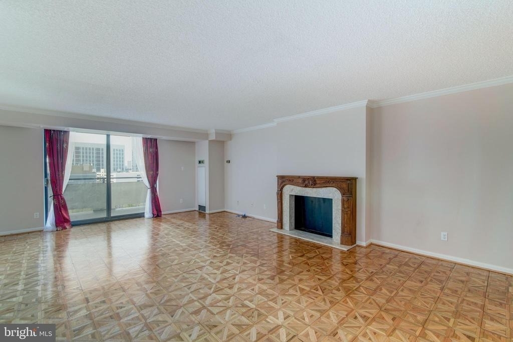1800 Old Meadow Road - Photo 2