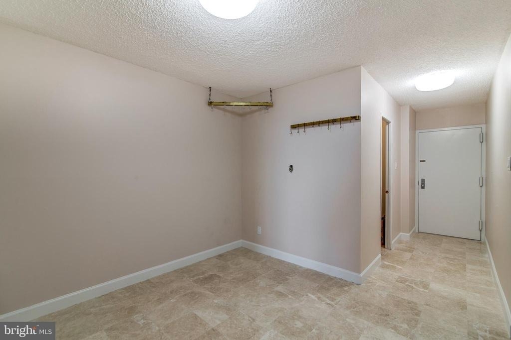 1800 Old Meadow Road - Photo 7