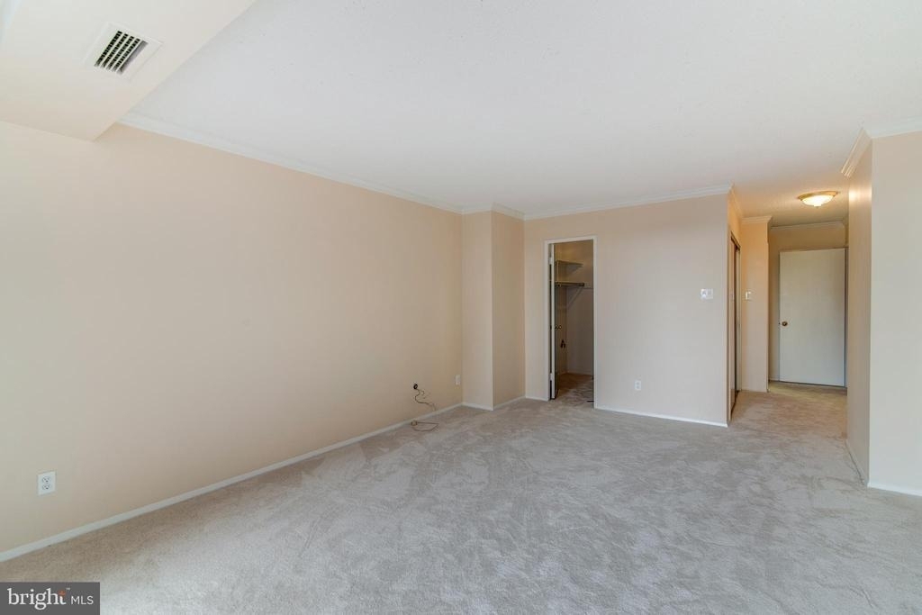 1800 Old Meadow Road - Photo 9