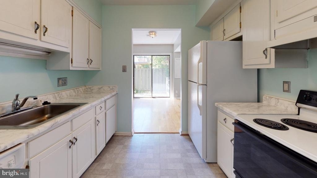 3836 Miramonte Place - Photo 10