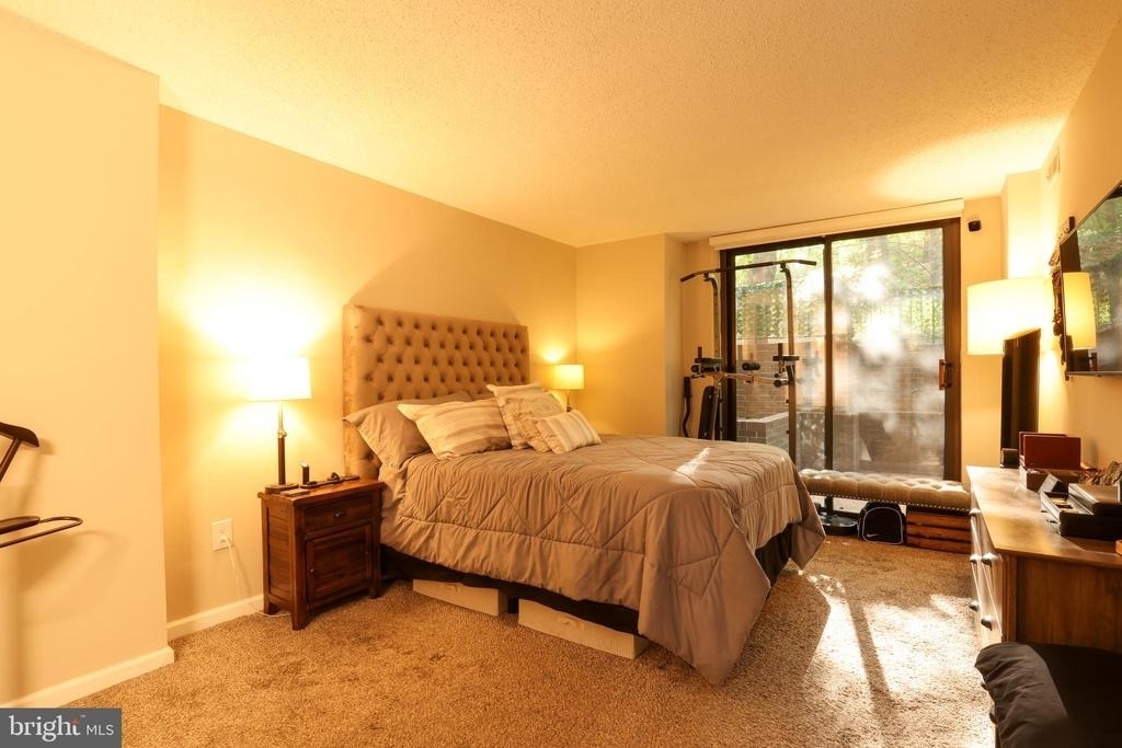 1808 Old Meadow Road - Photo 14