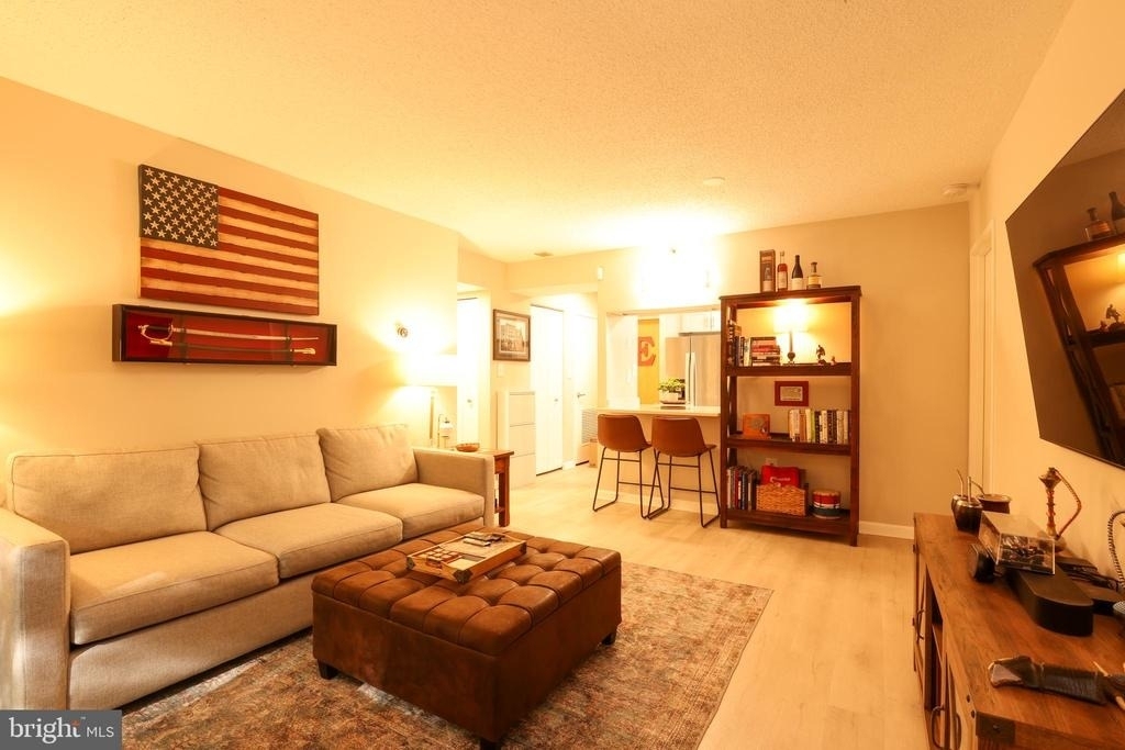 1808 Old Meadow Road - Photo 11
