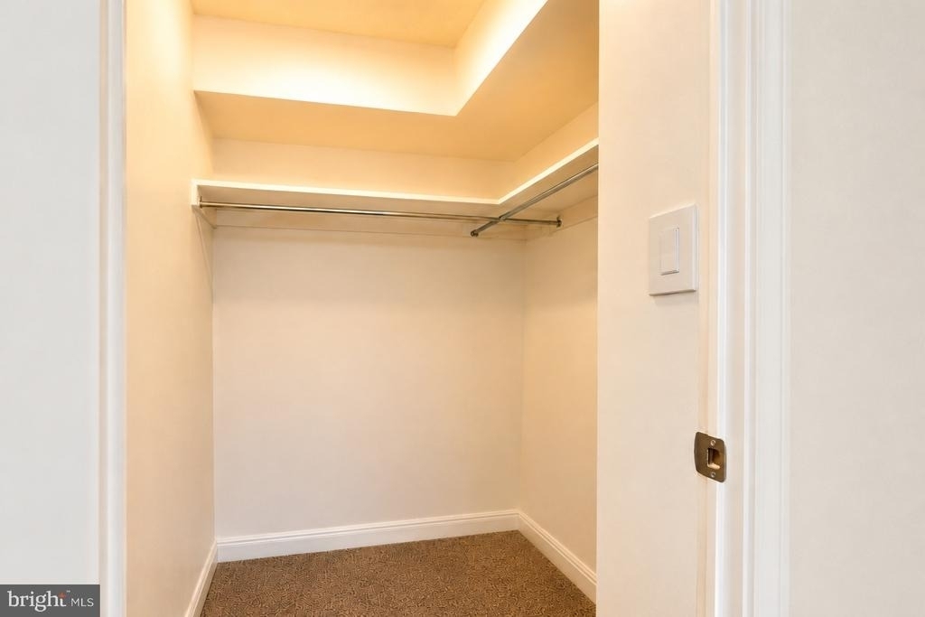 1808 Old Meadow Road - Photo 22