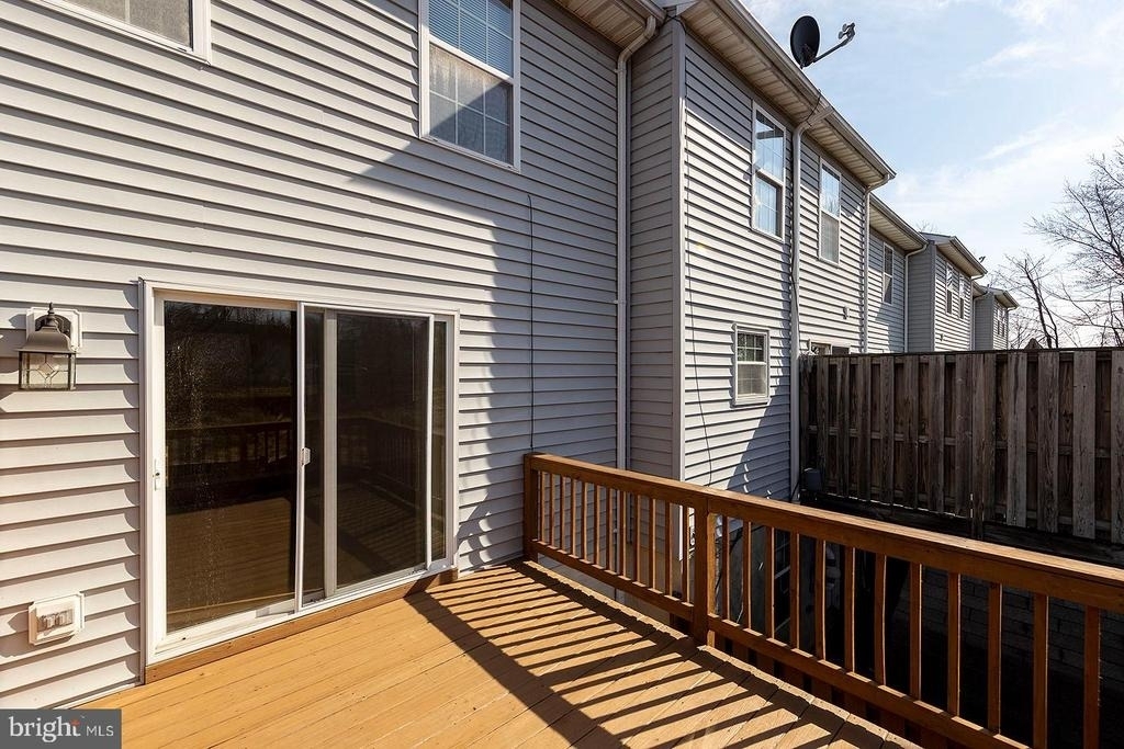 304 Chatham Square - Photo 27