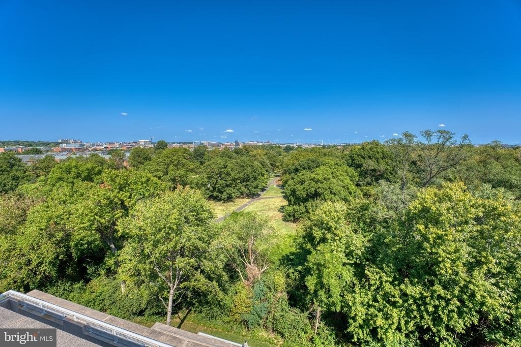 635 Slaters Lane - Photo 23