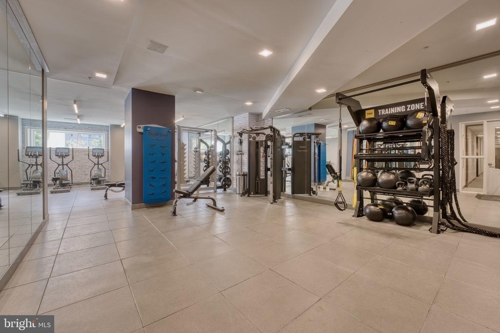 635 Slaters Lane - Photo 29