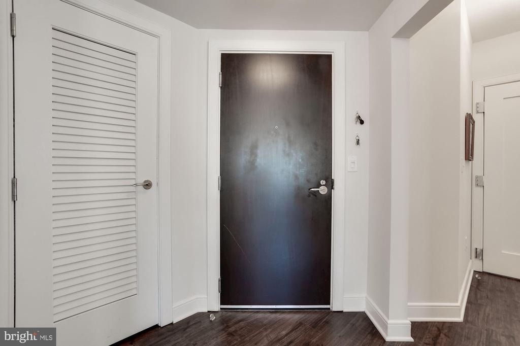 1111 19th Street N - Photo 23