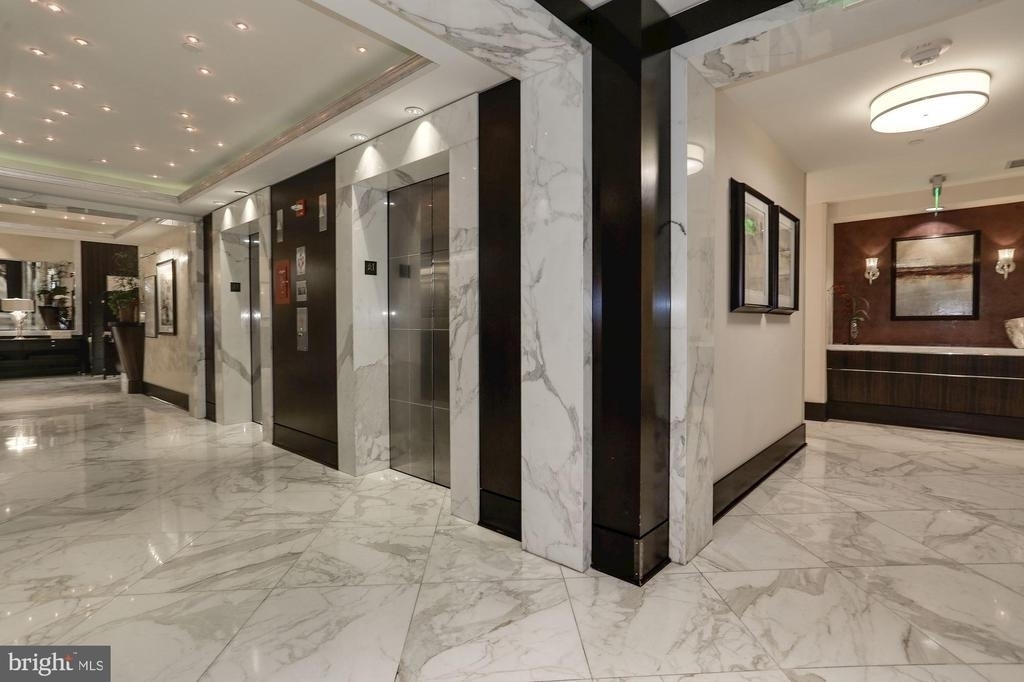 1111 19th Street N - Photo 15