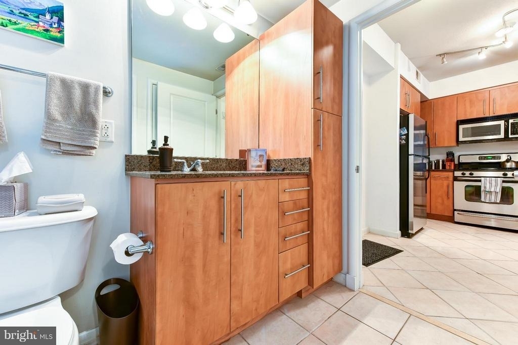 1021 Garfield Street N - Photo 25