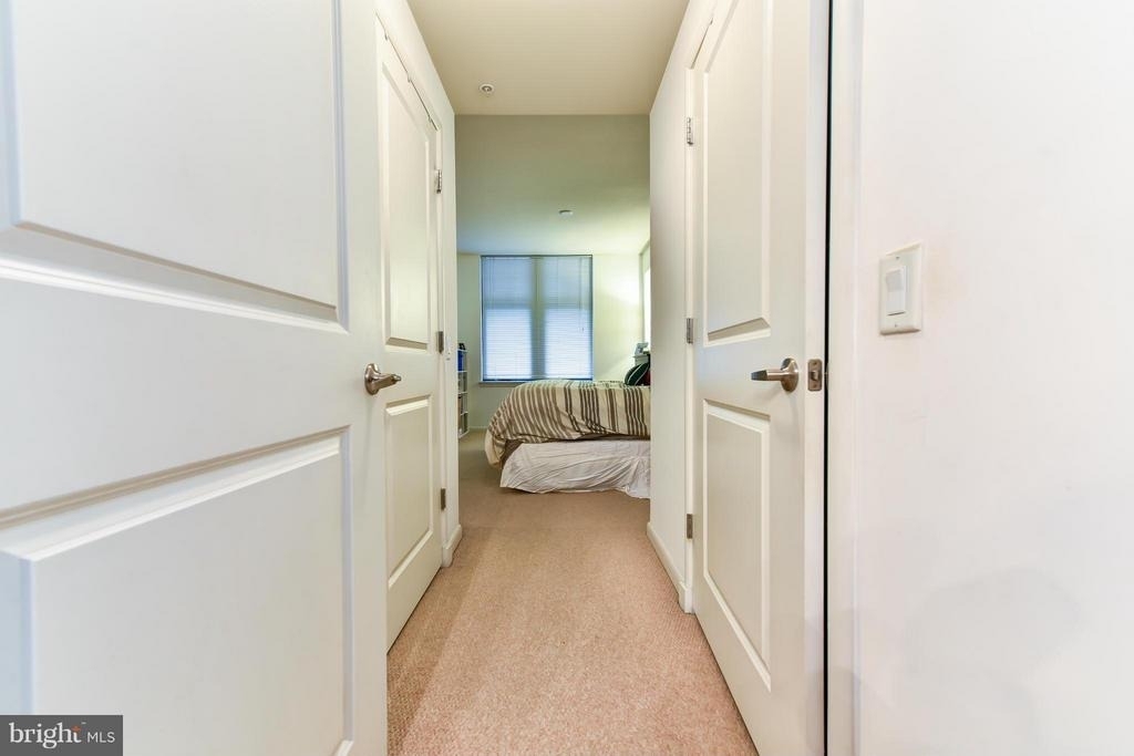 1021 Garfield Street N - Photo 24