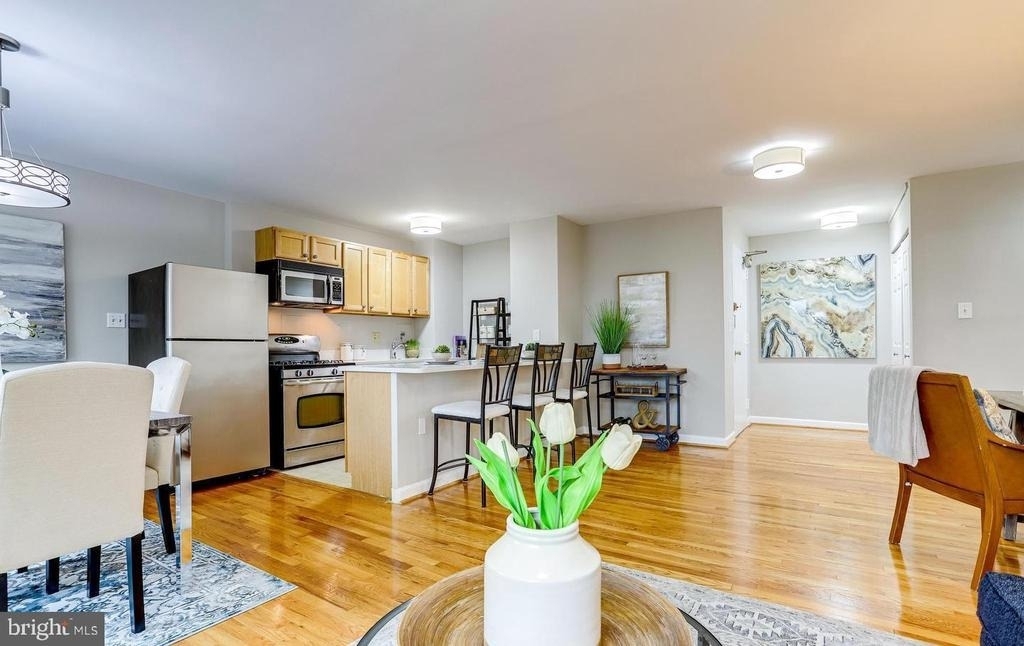 1200 S Arlington Ridge Road - Photo 6