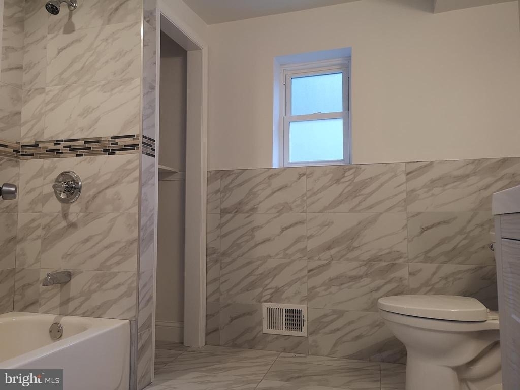 626 N 12th - Photo 12