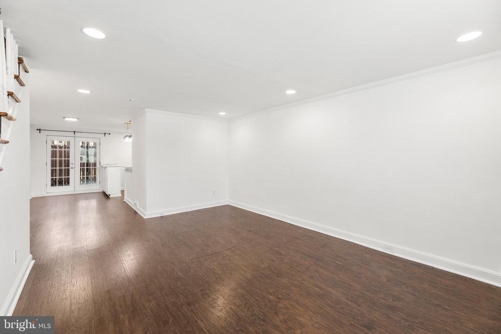 1451 W End Drive - Photo 6