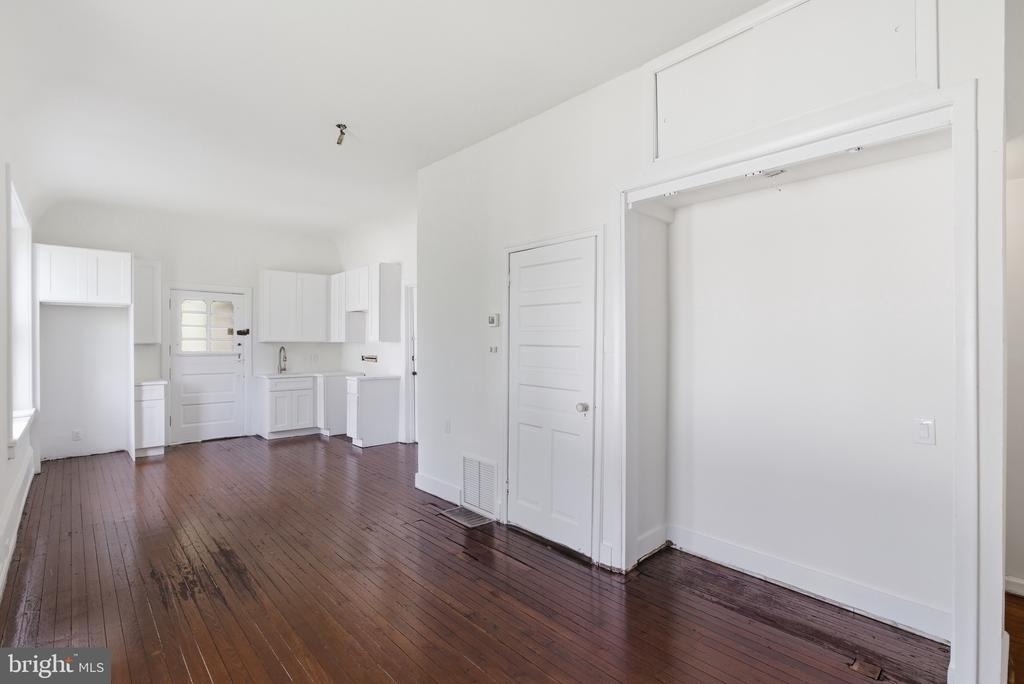 5939 Drexel Road - Photo 6