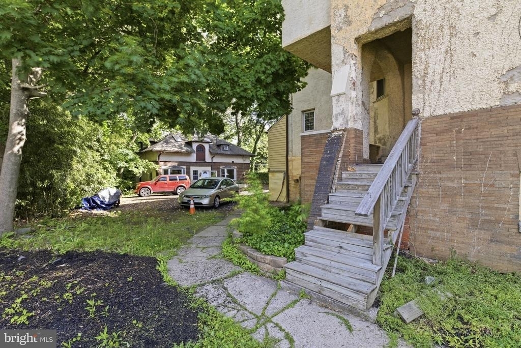 5939 Drexel Road - Photo 9