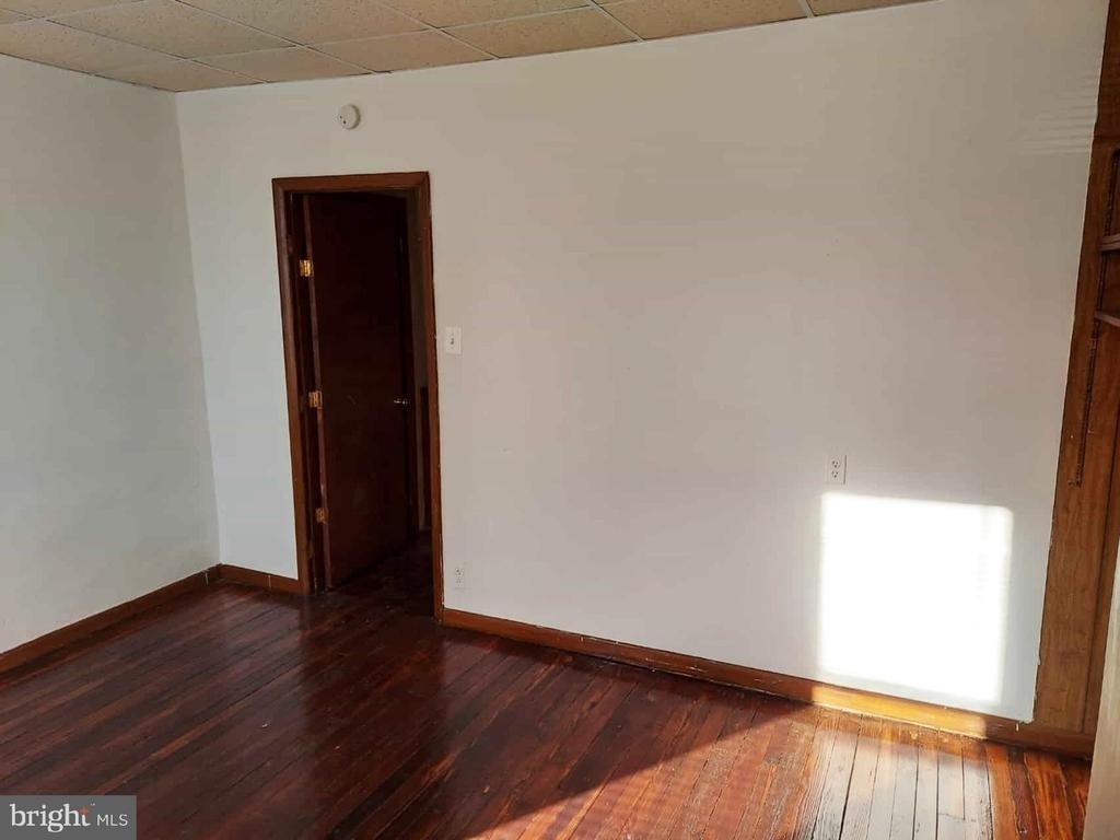 659 E Clearfield Street - Photo 4