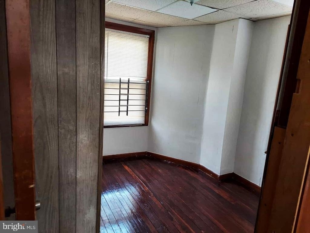 659 E Clearfield Street - Photo 9